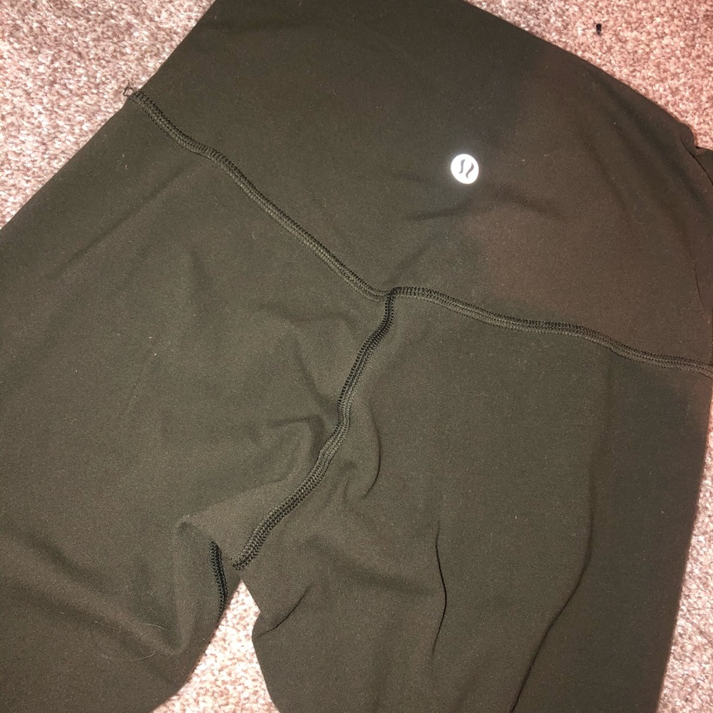 Lululemon Size 2, 7/8 Align Leggings, army green